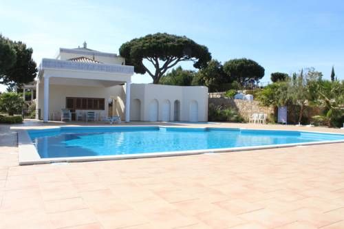 Villa Salinas
