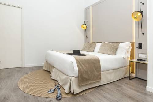 ICON Rosetó by Petit Palace