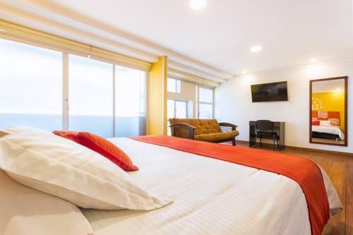 Casa Madrigal Hotel