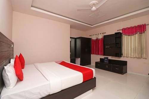 OYO 12520 Hotel Grand Tara