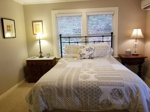 China Creek Cottages