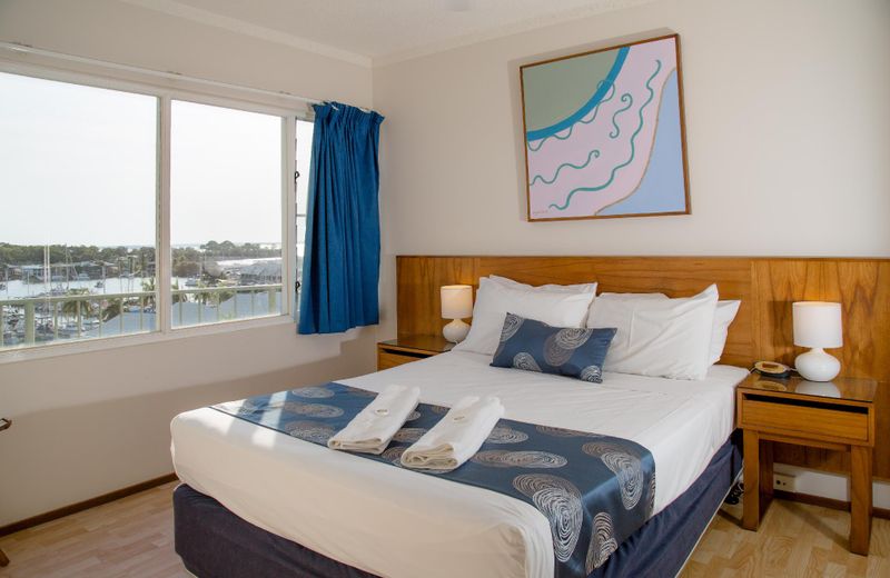 Cullen Bay Resorts