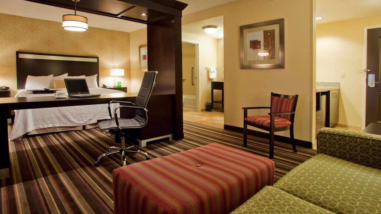 Hampton Inn & Suites Seattle/Federal Way