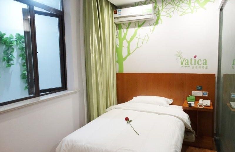Vatica JiangSu Wuxi Xibei Canal Metro Station Huilv Road Hotel