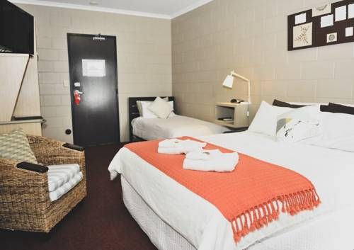 Childers Oasis Motel