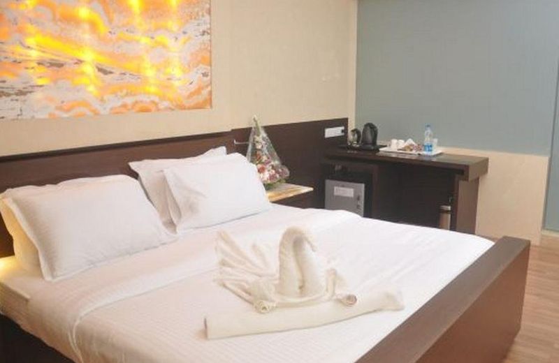 Hotel Amonkars