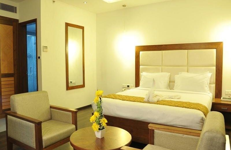 Dhanalakshmi Srinivasan Hotel