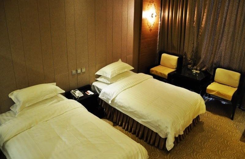 Manzhouli Aolong Business Hotel