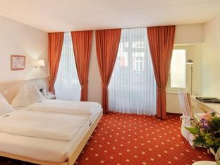 Hotel Image 1