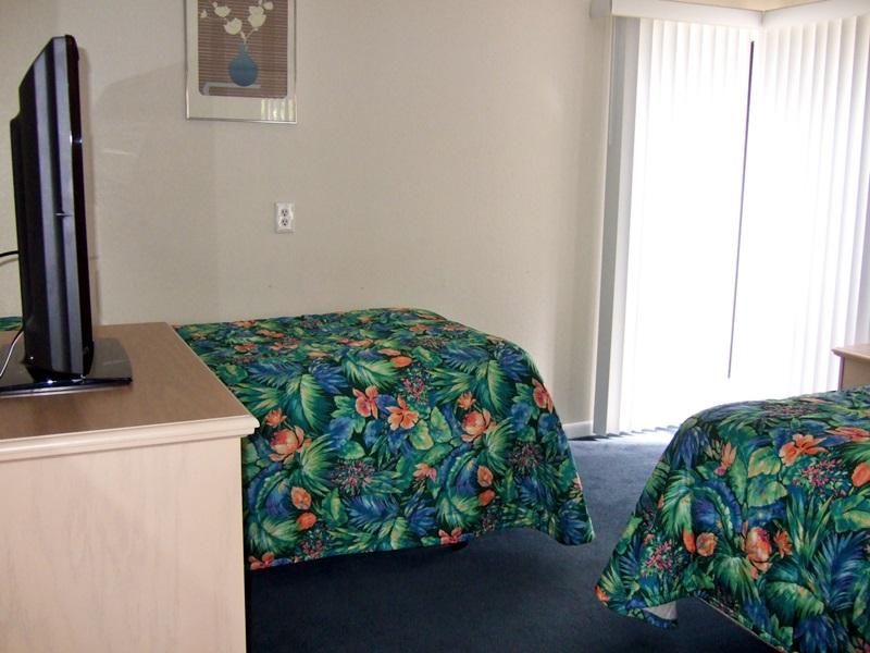 SEASONS RESORT