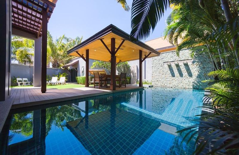 Villa Hanga by TropicLook: Onyx Style Nai Harn Beach