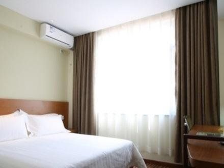 Jinjiang Inn Select Weihai South Haibin Road Haishang Park
