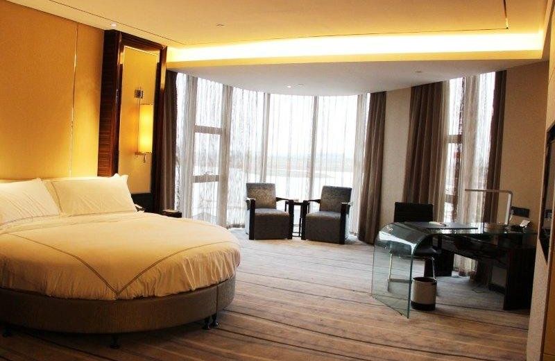 Sunstone Plaza Hotel