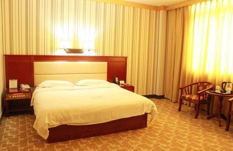 Super 8 Hotel Guangzhou Baiyun Airport Subway Station Inn