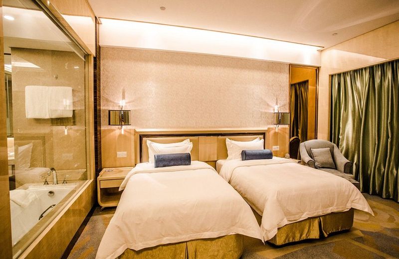 Shanghai Fuyue Hotel
