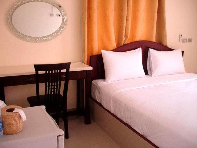 Naris Phuview Resort