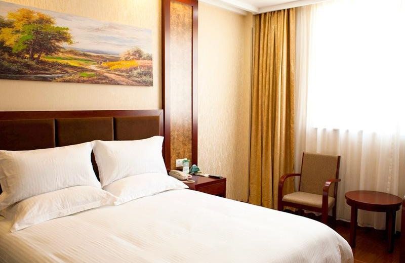 GreenTree Inn Shanghai Songjiang Dongjing Tongle Road Business Hotel