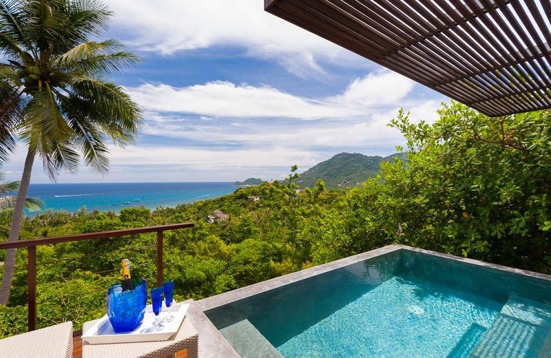 Overthemoon Luxury Pool Villas