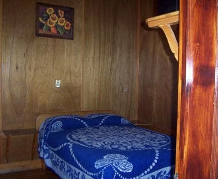 HOTEL LOS SAUCES