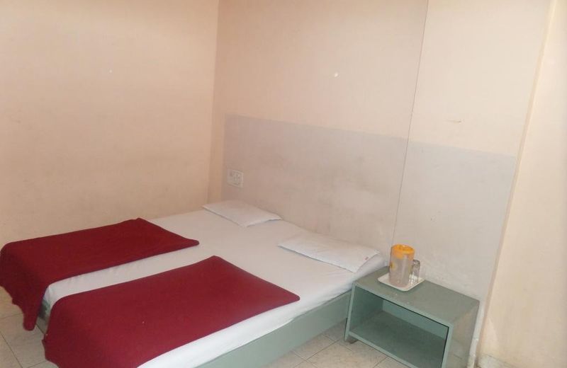 OYO Flagship 37830 Hotel Aakar International