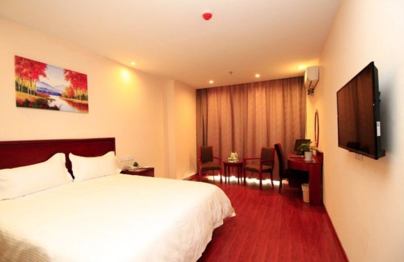 GreenTree Inn ShanDong RiZhao JuXian YinXing Avenue Middle ShanDong Road Business Hotel