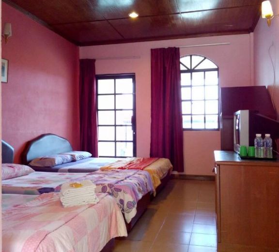 Strawberry Garden Hotel