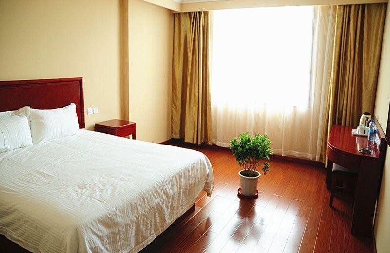 GreenTree Inn Zhangjiakou Guyuan District Fuxiang Mall Express Hotel