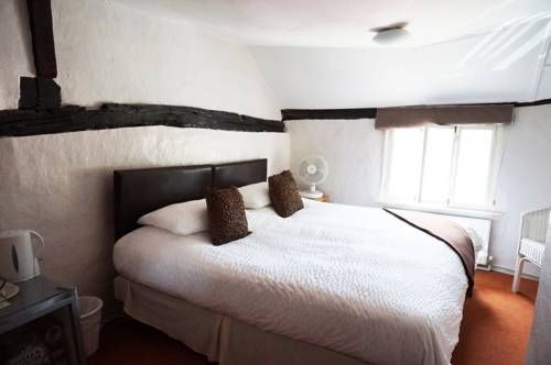 Ship Stores Guest House
