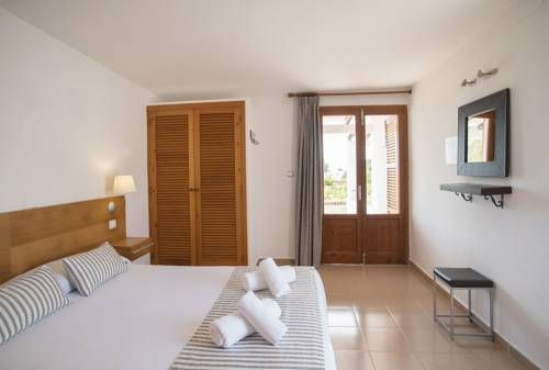 Bungalows Es Pins - Emar Hotels