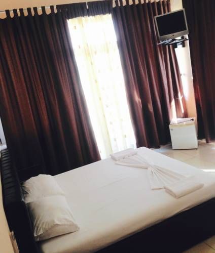 Hotel Fari