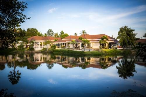 Lalique Lakeside Villa