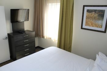 Candlewood Suites - East Syracuse - Carrier Circle, an IHG Hotel
