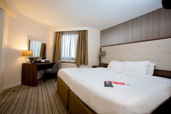 Samlesbury Hotel