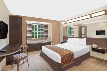 Microtel Inn & Suites by Wyndham Manchester