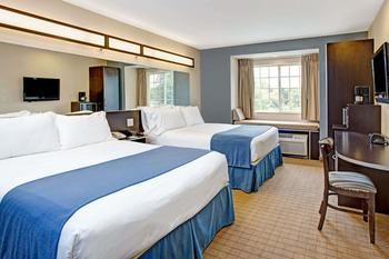Microtel Inn & Suites by Wyndham Brooksville