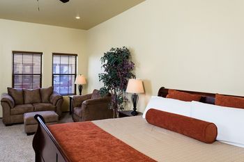Courtyard Villas