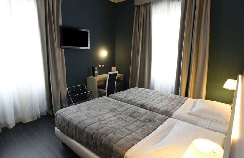 Smart Hotel Central