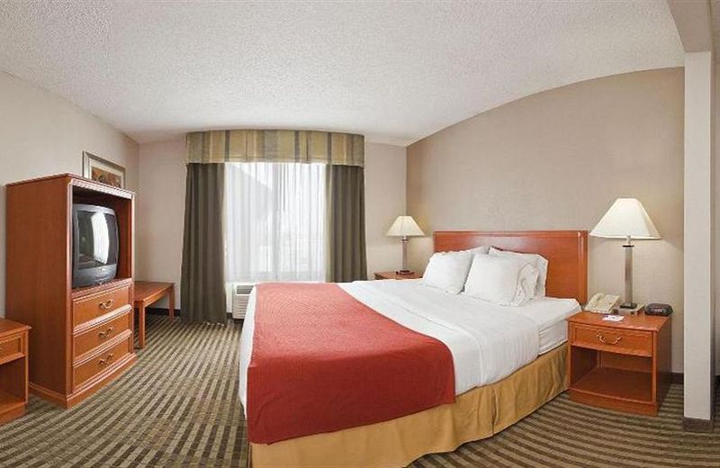 Holiday Inn Express & Suites Tell City, an IHG Hotel