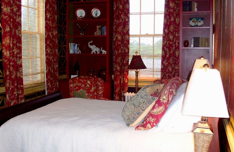 The Firehouse Inn