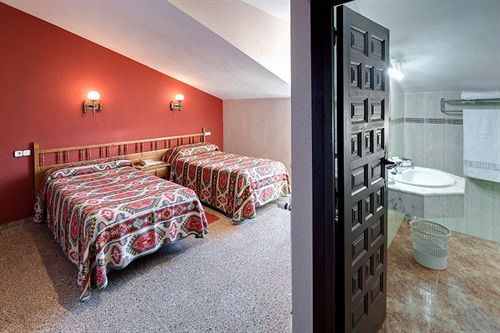 Hotel Mora