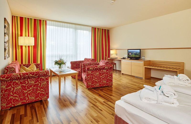 Naturparkhotel Lambrechterhof