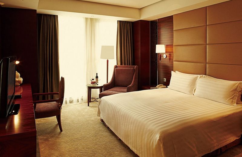 Regal Jinfeng Hotel