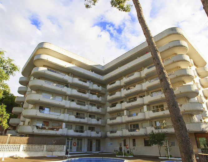 Arquus Salou by ClickBooking