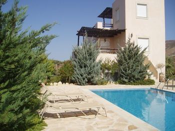 Myrsini Villa by LeaderStay
