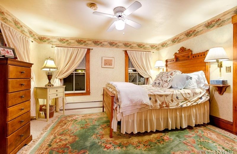 Follansbee Inn