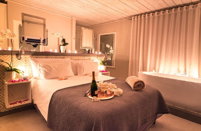 Blue Bay Lodge