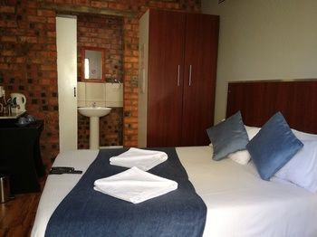 21 On Coetzee Guest House