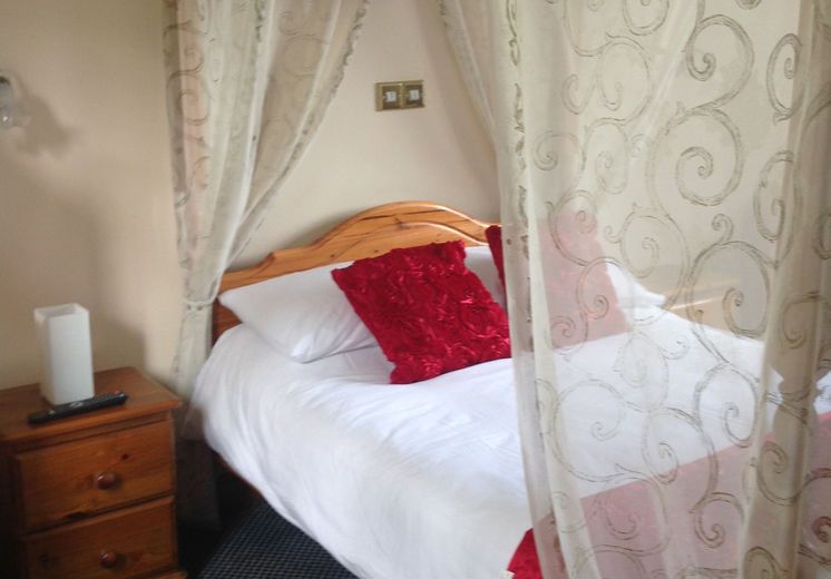 The Glan Yr Afon Inn