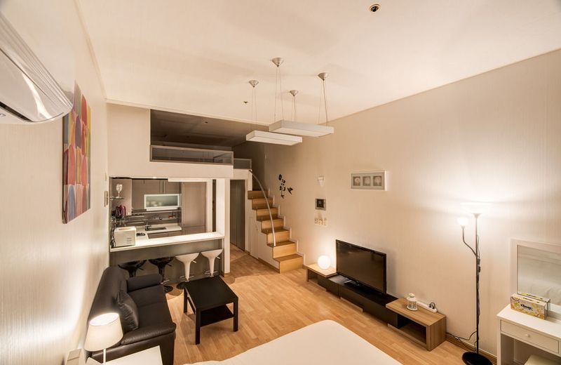 The Uno Residence