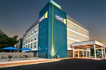 Home2 Suites Pensacola I-10 At North Davis Hwy